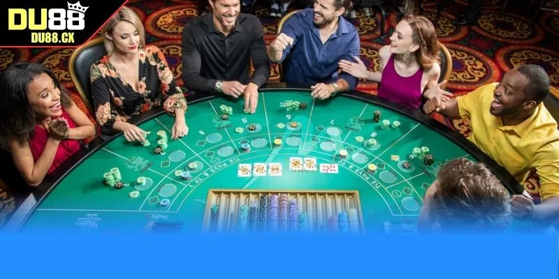 Nhóm phù hợp với đa dạng đối tượng muốn nâng cao trải nghiệm game